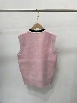 Женский розовый жилет контрастного цвета с круглым вырезом без рукавов, повседневный вязаный свитер ранней весны 2024 года